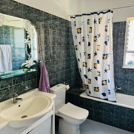 아파트 Ip Apartments, Sarandë